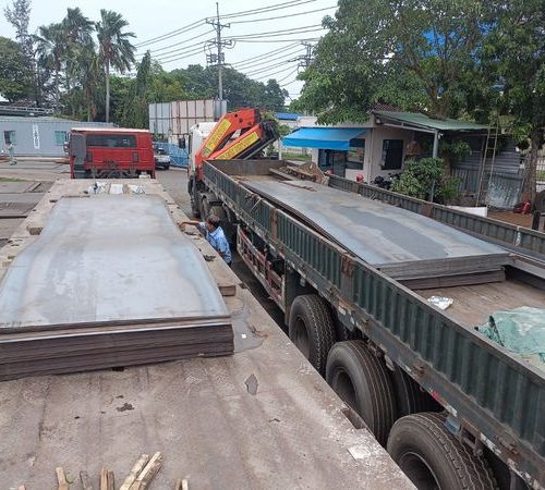 Giá thép tấm Trung Quốc