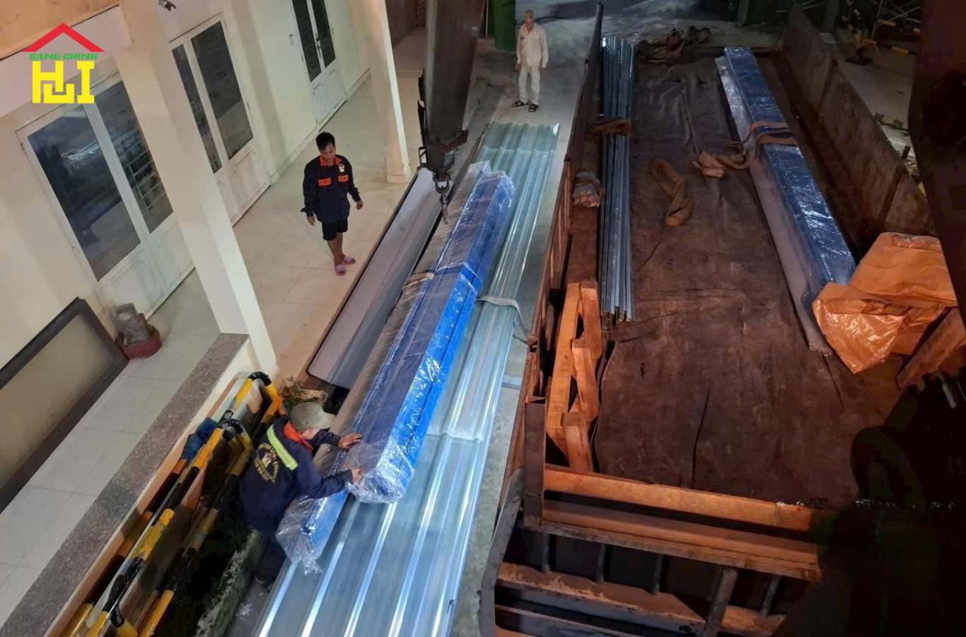 Dự án làm mái che bãi xe khu công nghiệp VSIP